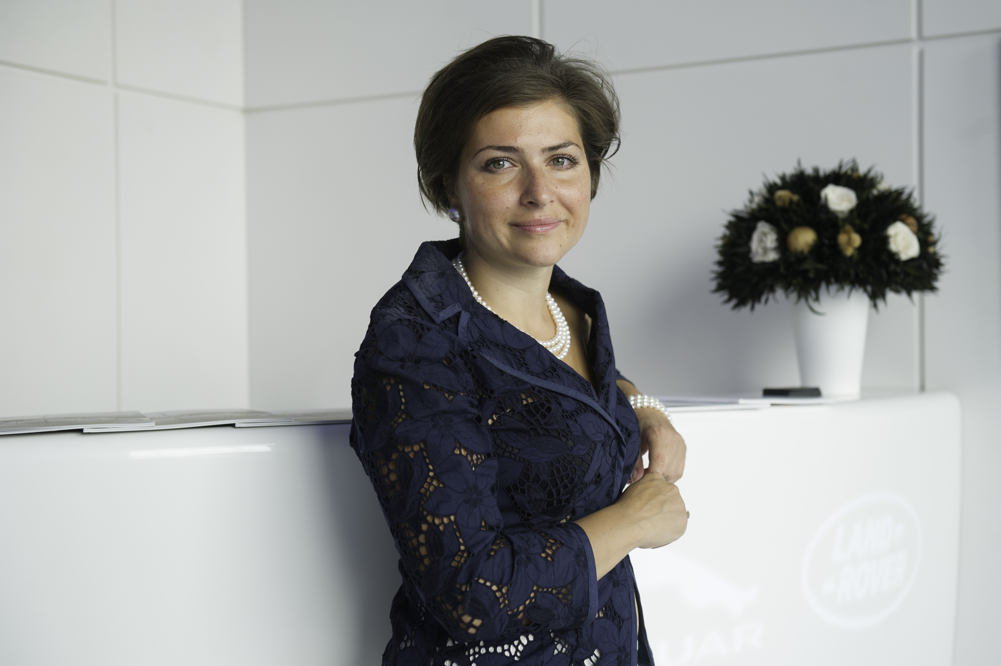 Елена Кравец - директор по маркетингу брендов Peugeot, Citroёn, Opel в России! 